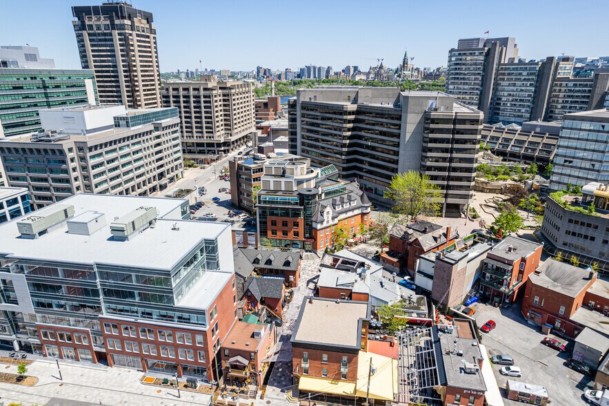 More Photos Of 179 Prom Du Portage, Gatineau Office For Sale
