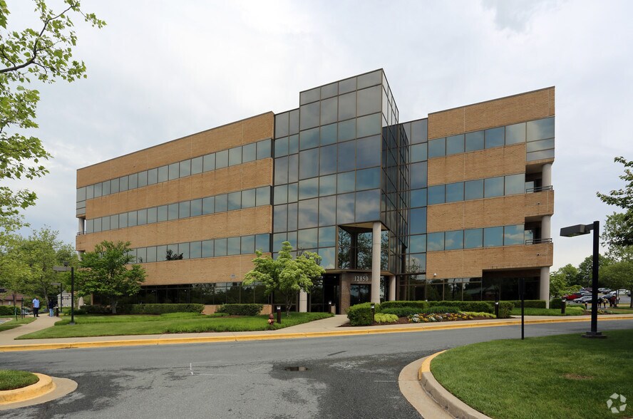 More Photos Of 12850 Middlebrook Rd, Germantown Coworking Space