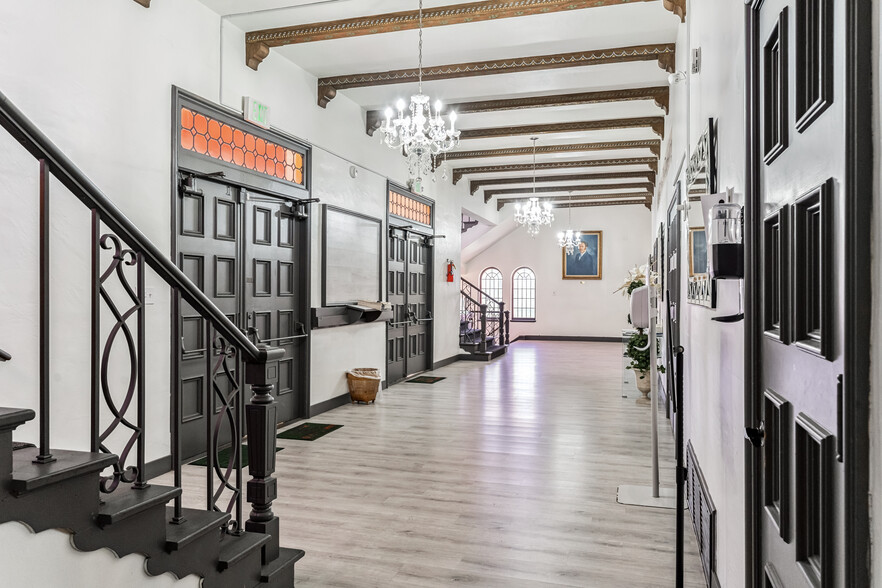 More Photos Of 2100 5th Ave, Oakland Religious Facility For Sale