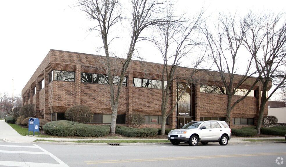 More Photos Of 445 W Jackson Ave, Naperville Medical For Lease