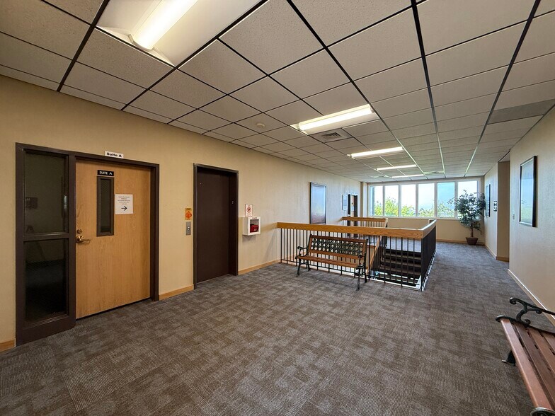 More Photos Of 301 Saddle Dr, Helena Medical For Lease