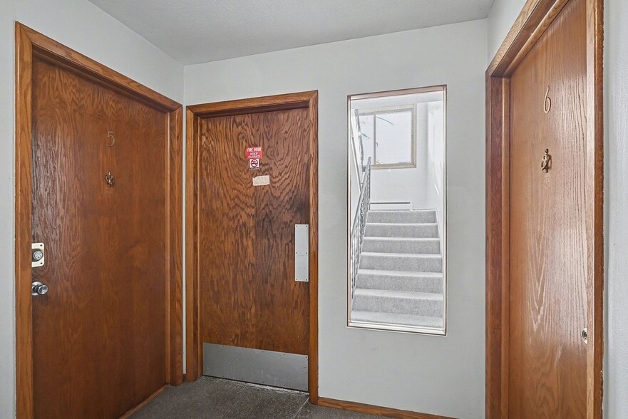 More Photos Of 1721 7th St E, Saint Paul Apartments For Sale
