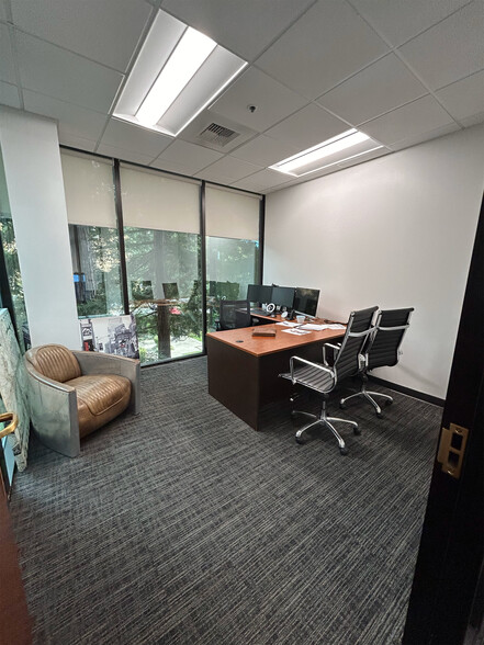 Primary Photo Of 2520 Venture Oaks Way, Sacramento Office For Lease