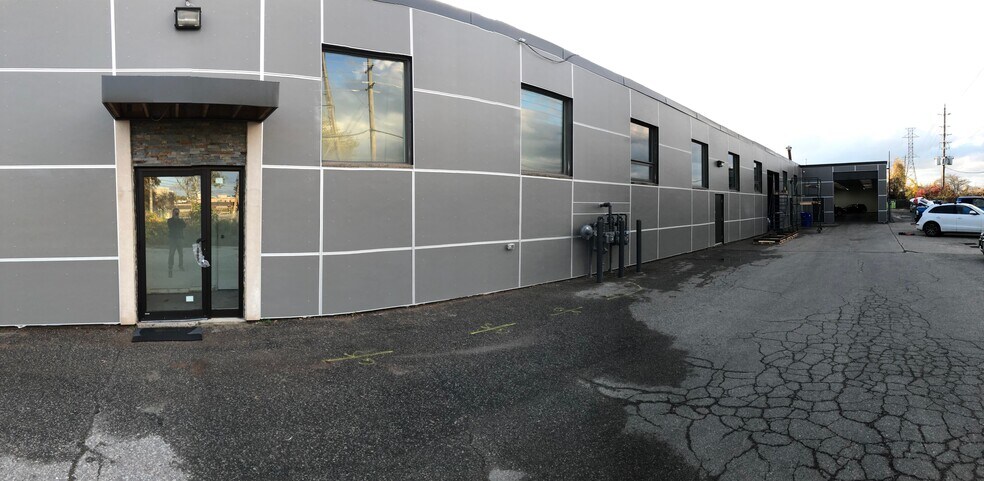 More Photos Of 1783 Mattawa Ave, Mississauga Warehouse For Lease