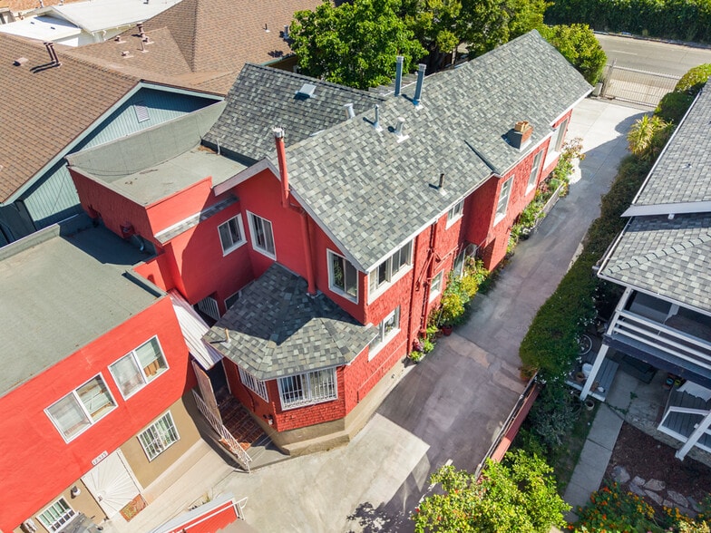 More Photos Of 1251 MacArthur Blvd, Oakland Apartments For Sale