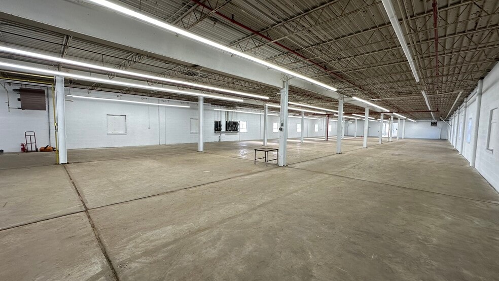 More Photos Of 555 Warren St, Phillipsburg Warehouse For Sale