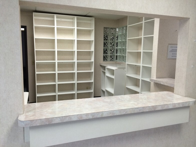 More Photos Of 2412 N Ponderosa Dr, Camarillo Medical For Sale