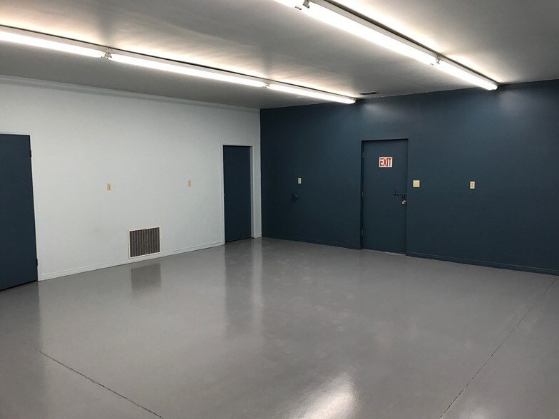 More Photos Of 4000 Range Road 214, Fort Saskatchewan Airplane Hangar For Sale