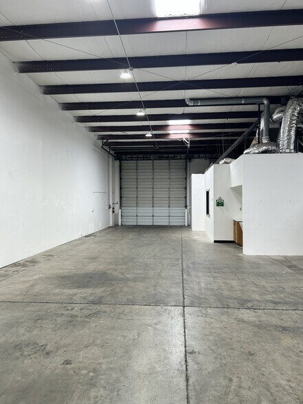 More Photos Of 4120 Bangs Ave, Modesto Warehouse For Lease