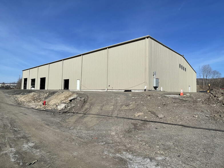 Primary Photo Of 347 Rear Main, Dickson City Warehouse For Lease