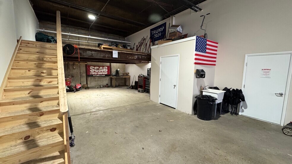 More Photos Of 2300 Wood Ave, Easton General Retail For Sale