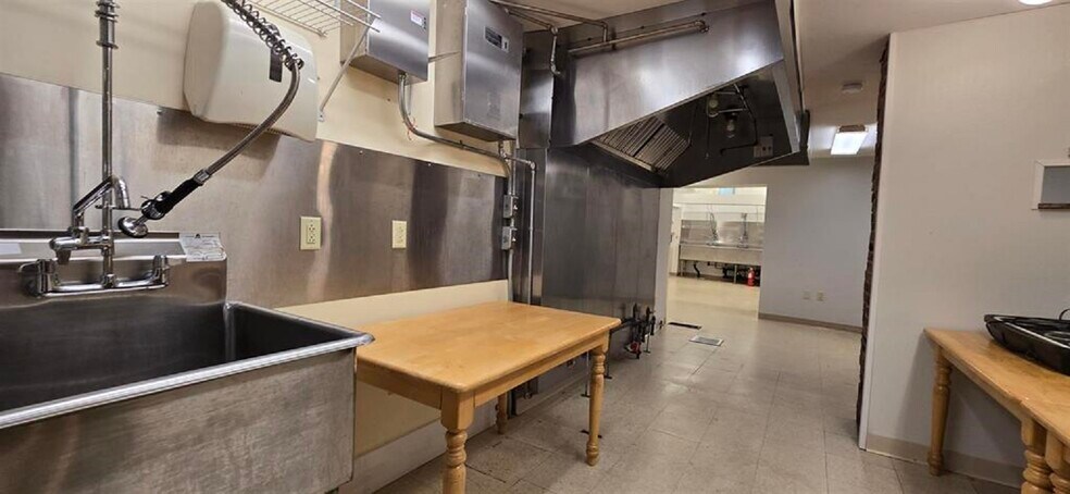 More Photos Of 31 Central Square, Troy Storefront Retail Residential For Lease