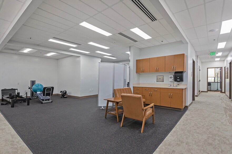 More Photos Of 320 W River Park Dr, Provo Medical For Sale