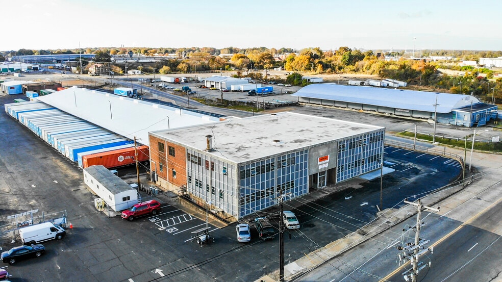 Primary Photo Of 185 W McLemore Ave, Memphis Truck Terminal For Sale