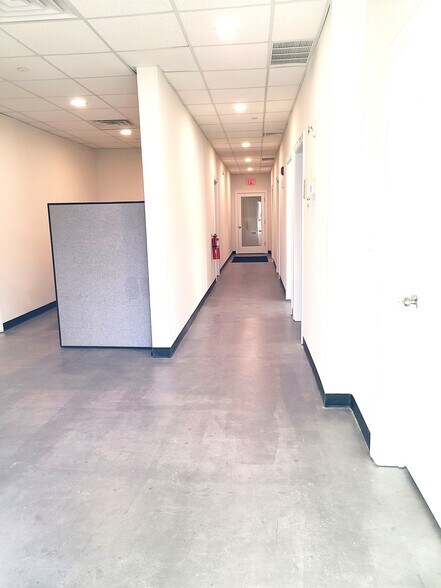 More Photos Of 1922 Hooper Ave, Toms River Storefront Retail Office For Lease