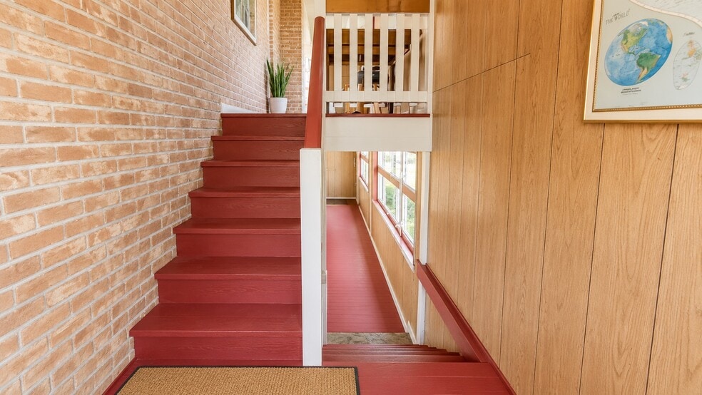 More Photos Of 8047 W Foster Ln, Niles Apartments For Sale