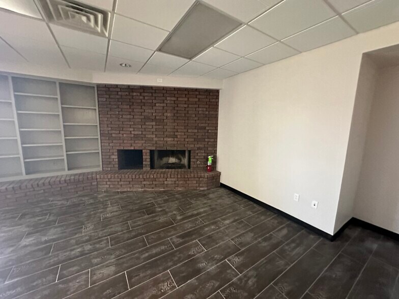 More Photos Of 7100 N Classen Blvd, Oklahoma City Office For Lease