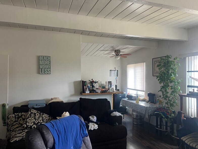 More Photos Of 2162 Thomas Ave, San Diego Apartments For Sale