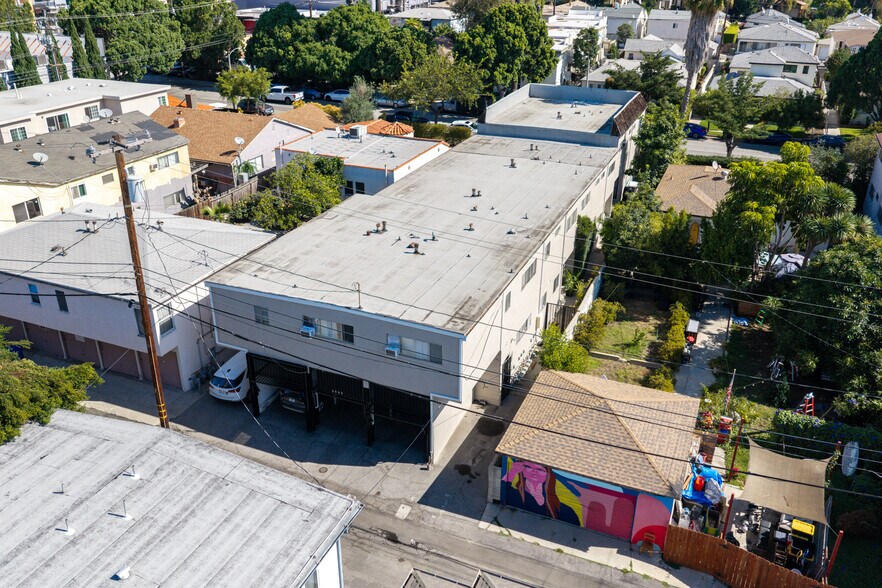 More Photos Of 1434 Berkeley St, Santa Monica Apartments For Sale