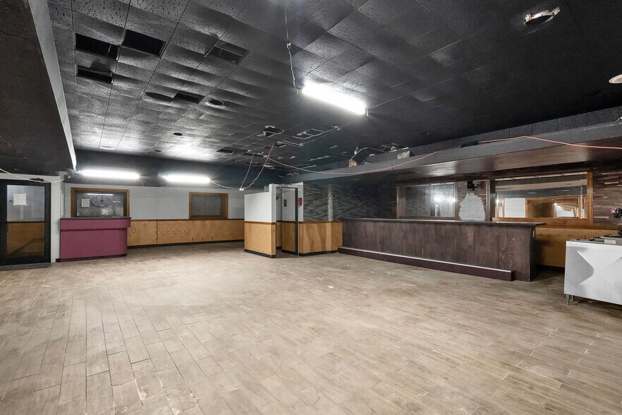 More Photos Of 1771-1773 W 5th Ave, Columbus Storefront Retail Residential For Sale