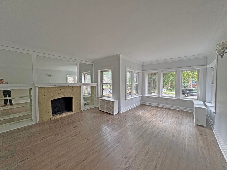 More Photos Of 2754 W Giddings St, Chicago Apartments For Sale