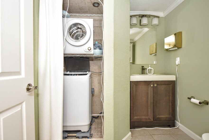 More Photos Of 276 State Rt.94, Vernon Medical For Sale