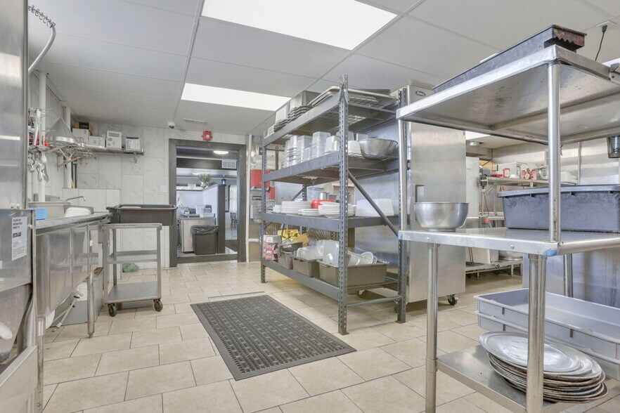 More Photos Of 609 Mill St, New Lexington Restaurant For Sale