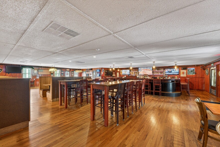 More Photos Of 1121 Route 12, Frenchtown Bar For Sale