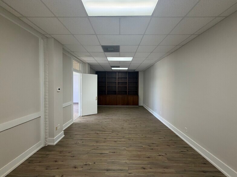 More Photos Of 717 Dolorosa St, San Antonio Office For Lease