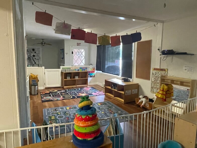 More Photos Of 4959-4965 West St, Forest Park Daycare Center For Sale