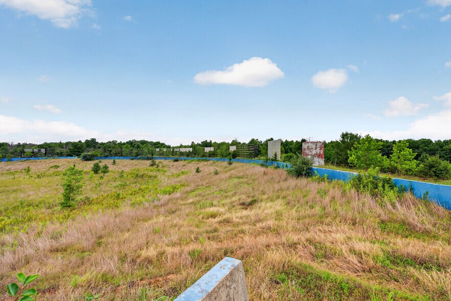 More Photos Of 957 Truck Plaza Ln, Calvert City Land For Sale