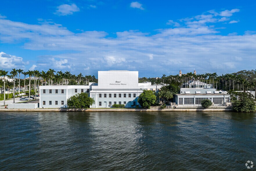 More Photos Of 70 Royal Poinciana Plz, Palm Beach Unknown For Lease