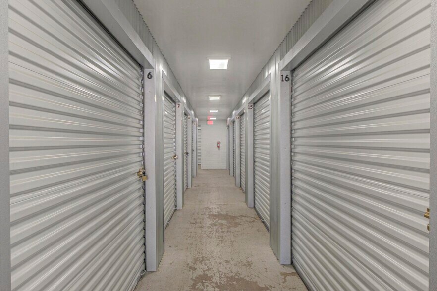More Photos Of 113 W Cedar Ln, Payson Auto Repair For Sale