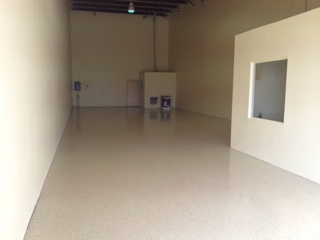 More Photos Of 450-494 NW Lake Whitney Pl, Port Saint Lucie Warehouse For Lease