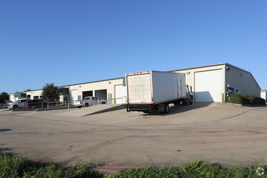 More Photos Of 1121 Sturgeon Ct, Arlington Unknown For Lease