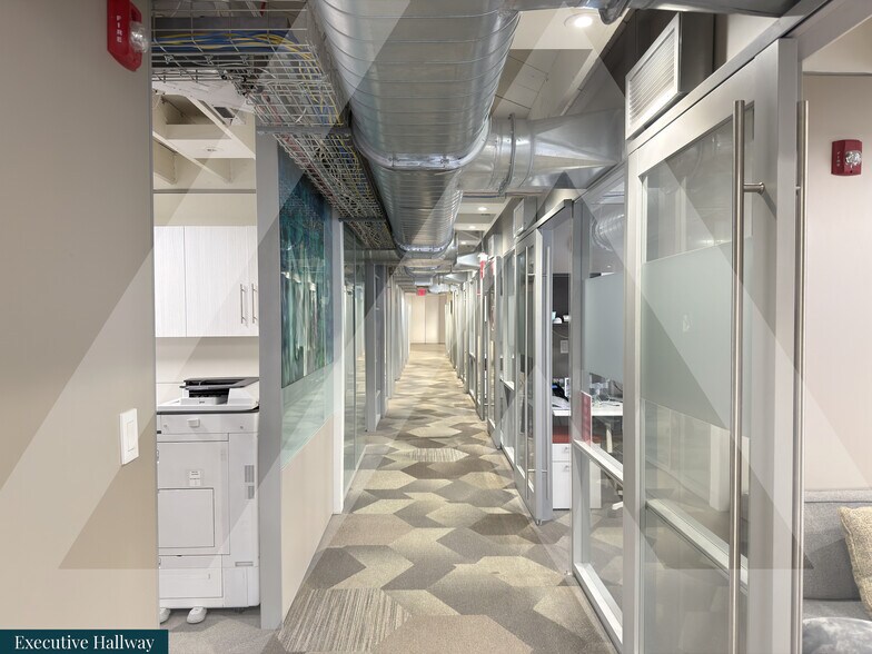 More Photos Of 2301 Caroline St, Houston Office For Sale