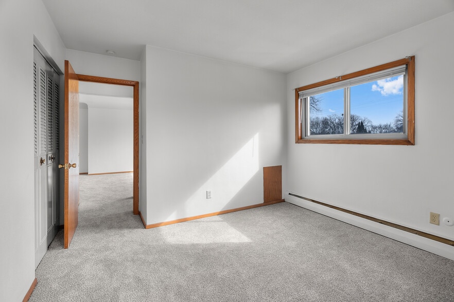 More Photos Of 1010 Lafond Ave, Saint Paul Apartments For Sale