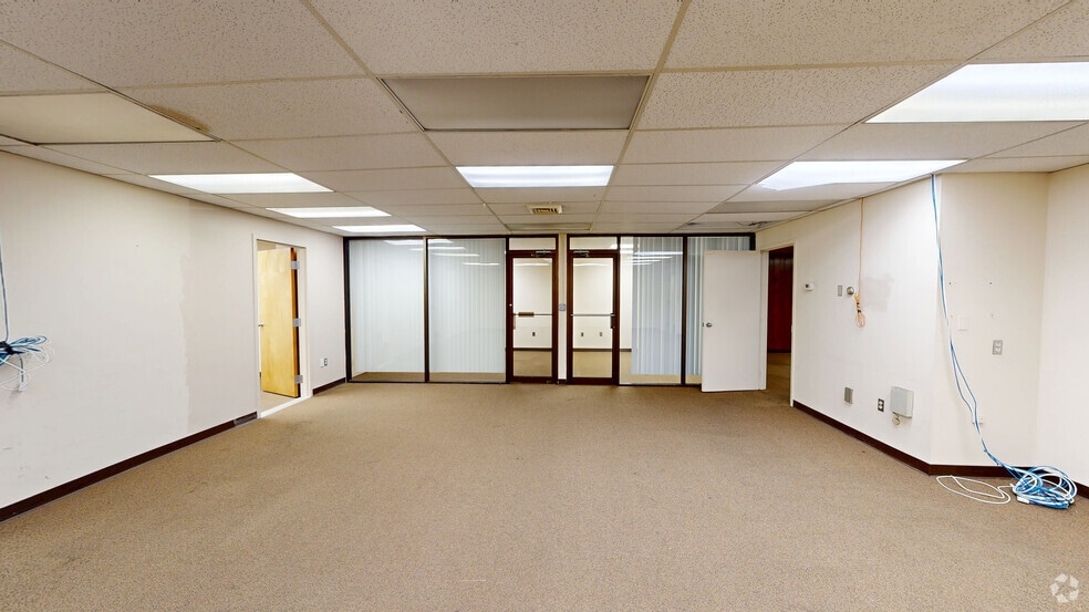 More Photos Of 17 S New York Ave, Atlantic City Parking Garage For Sale