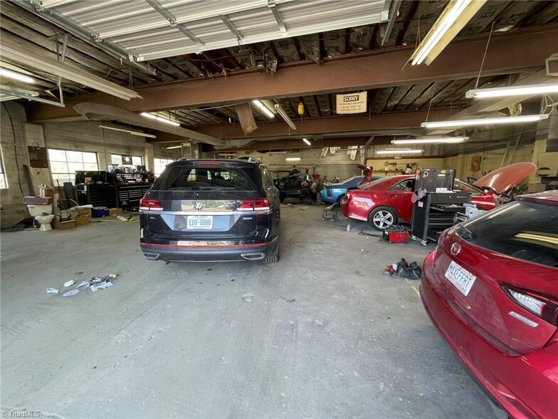 More Photos Of 607 Main, Pilot Mountain Storefront Retail Residential For Sale