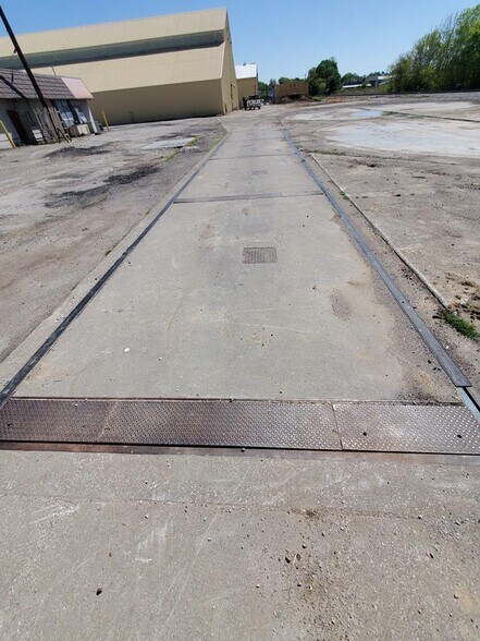 More Photos Of 1400 W 7th, Owensboro Warehouse For Sale