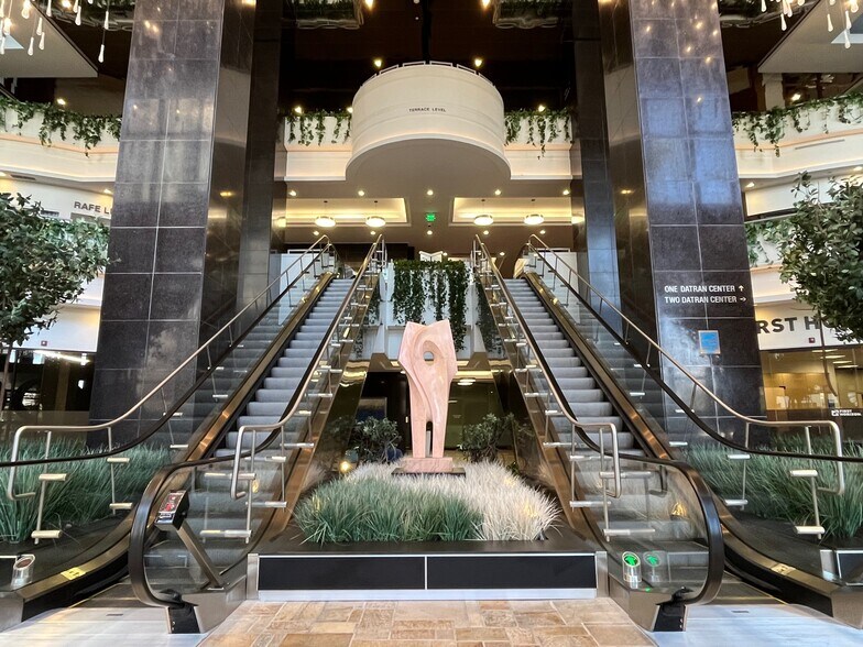 More Photos Of 9130 S Dadeland Blvd, Miami Unknown For Lease