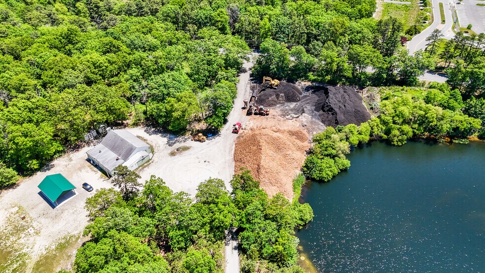 More Photos Of 203 Pomona Rd, Galloway Sports And Entertainment For Sale