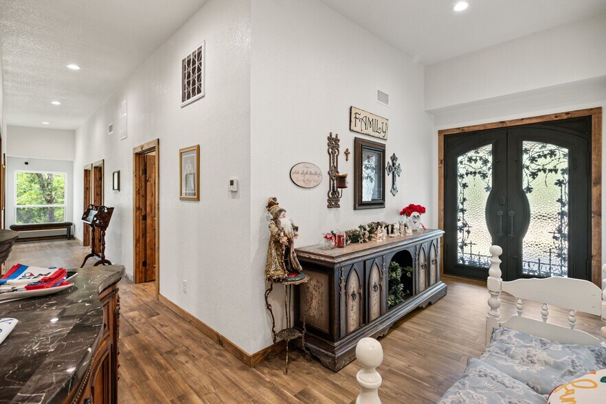 More Photos Of 7530 W Interstate 20, Weatherford Land For Sale