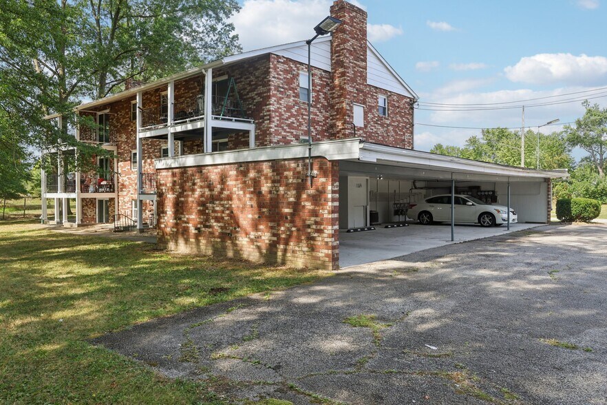More Photos Of 1500-1525 Stewart Cir NW, Warren Apartments For Sale