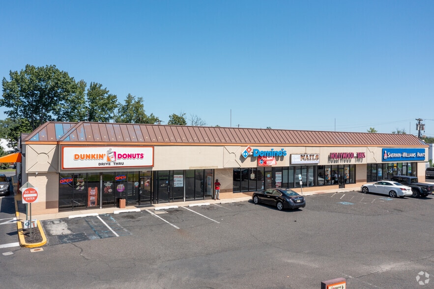 Primary Photo Of 909-917 Church Rd, Cherry Hill Unknown For Lease