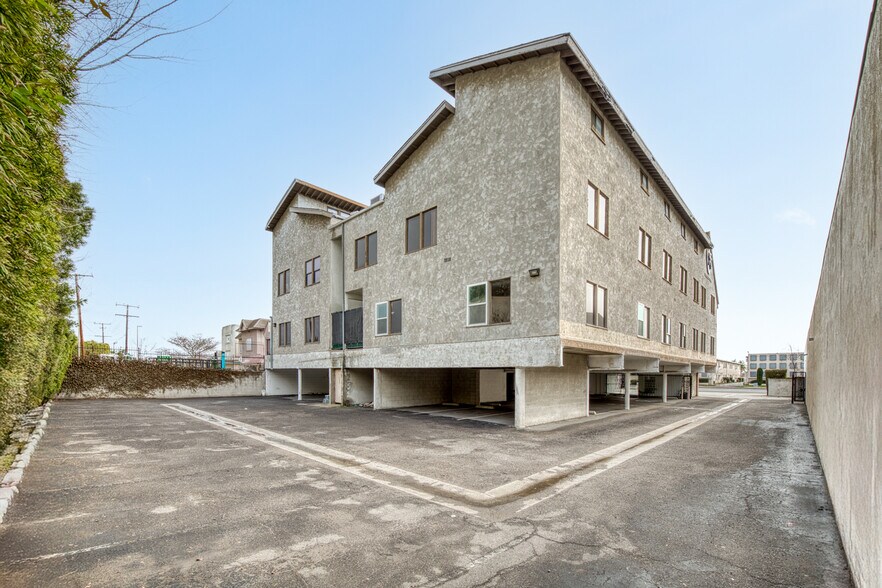 More Photos Of 8311 Westminster Blvd, Westminster Medical For Lease