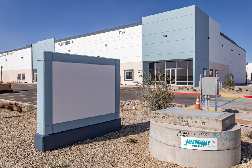 More Photos Of 1774 Pan American St, Calexico Warehouse For Lease