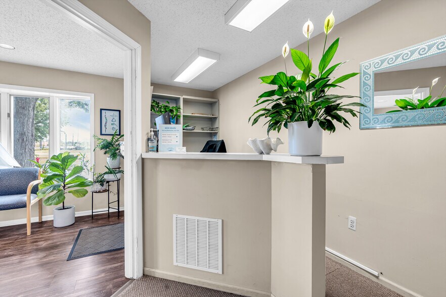 More Photos Of 2 Garfield Ave, Toms River Medical For Sale