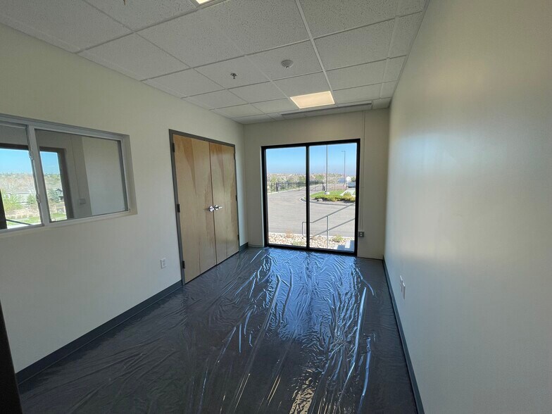 More Photos Of 6333 S Racine Cir, Centennial Light Distribution For Lease