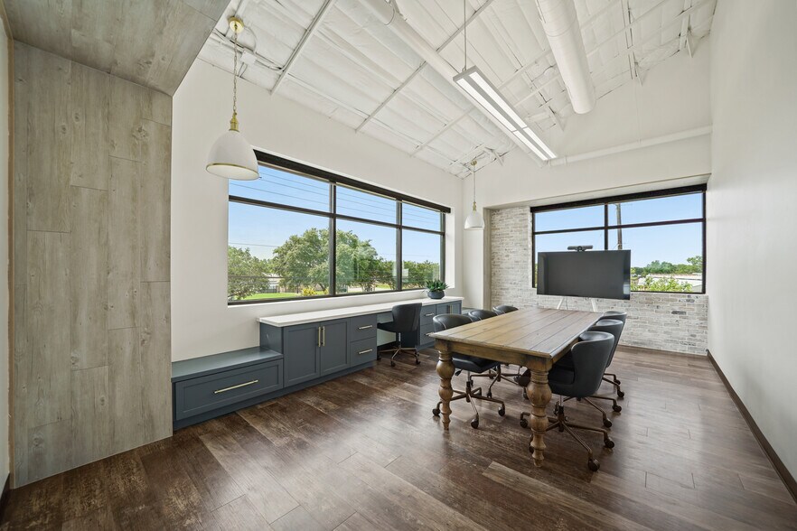 More Photos Of 4300 FM 2351 Rd, Friendswood Office For Lease